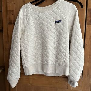 Patagonia Cream Quilted Sweatshirt